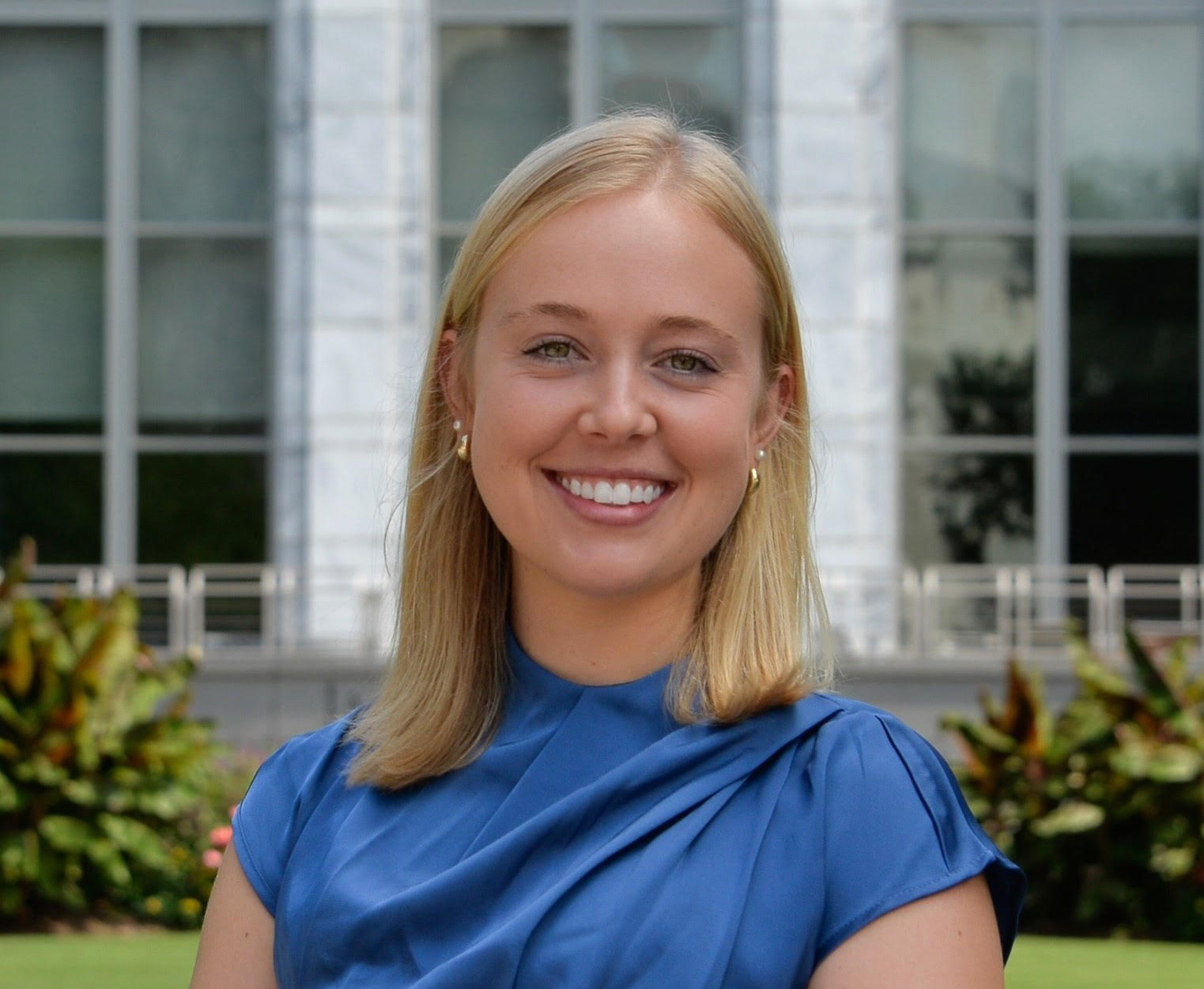 Dr. Jessica Strosahl